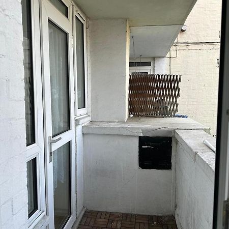 Spacious 2 Bed Flat Barking  Eksteriør billede